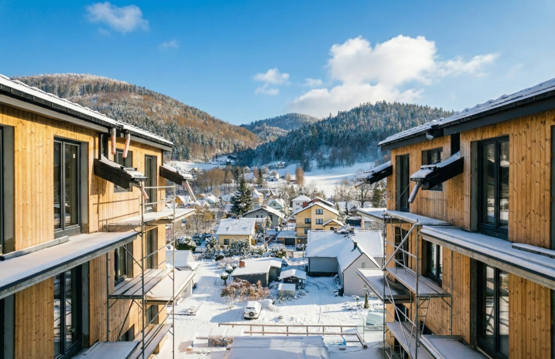 Zdjęcie: Widok z zewnątrz: Słoneczna zima w górach: Inwestycja w zimowej szacie